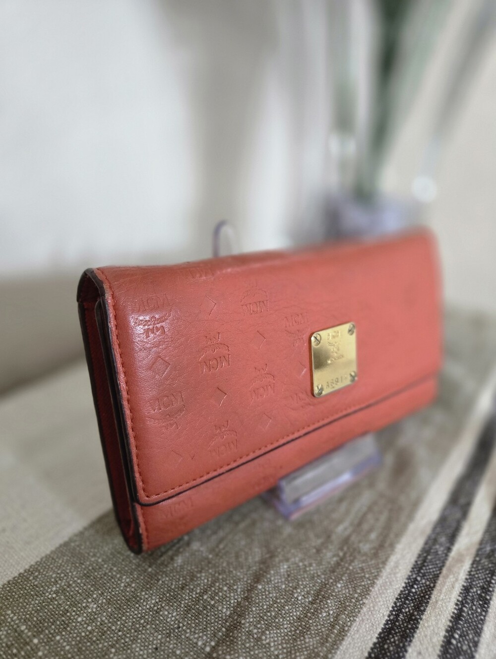 MCM Coral Red Embossed Leather Long Wallet with Gold Plate - Picture 3 of 16